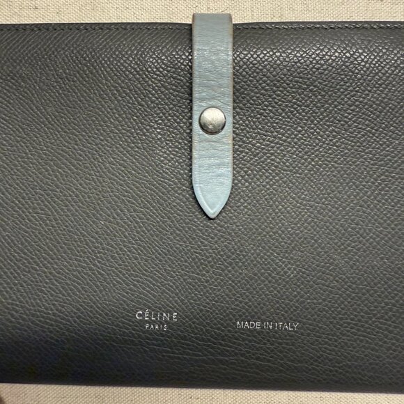 Celine Large Strap Wallet in Grained Calfskin - Picture 7 of 8